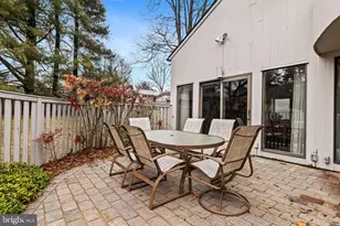 4 Regency Ct, Baltimore, MD 21208 - Photo 46