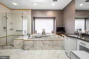 4 Regency Ct, Baltimore, MD 21208 - Photo 30