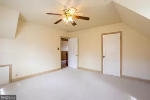 2012 Cedar Cir Dr, Catonsville, MD 21228 - Photo 40