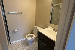 1 Summit Hill Ct, Baltimore, MD 21228 - Photo 20