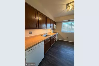 1 Summit Hill Court #C-1, Baltimore, MD 21228 - Photo 8