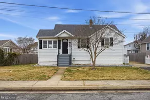 14 Beach Dr, Dundalk, MD 21222 - Photo 2