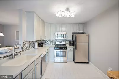 2322 Falls Gable Lane #N, Baltimore, MD 21209 - Photo 8