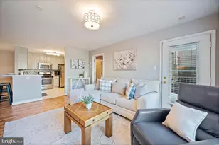 2322 Falls Gable Ln, Baltimore, MD 21209 - Photo 4