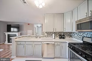 2322 Falls Gable Ln, Baltimore, MD 21209 - Photo 10