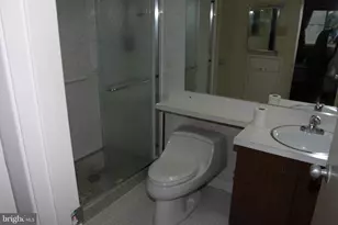 31 Stonehenge Cir, Pikesville, MD 21208 - Photo 4