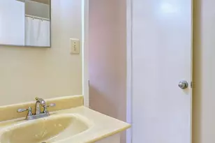 8018 Valley Manor Rd, Owings Mills, MD 21117 - Photo 10