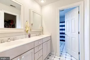 10925 Falls Rd, Lutherville Timonium, MD 21093 - Photo 28