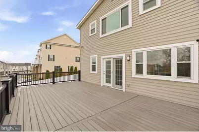 6108 Shady Spring Avenue, Rosedale, MD 21237 - Photo 10