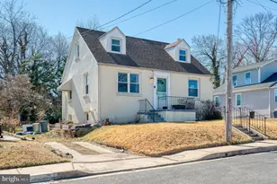 3021 California Ave, Parkville, MD 21234 - Photo 2