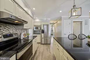 732 White Oaks Ave, Baltimore, MD 21228 - Photo 8