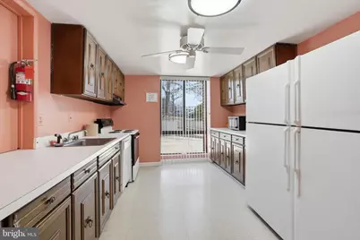 7 Slade Avenue #717, Baltimore, MD 21208 - Photo 30