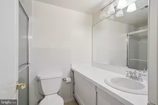 7 Slade Ave, Baltimore, MD 21208 - Photo 18