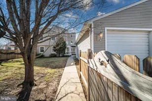 8101 Shore Rd, Baltimore, MD 21222 - Photo 4