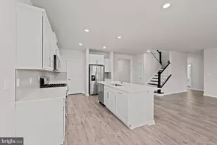 8103 Cyress Point Ct, Rosedale, MD 21237 - Photo 12