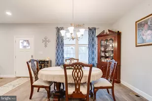 708 Hyde Park Rd, Essex, MD 21221 - Photo 18