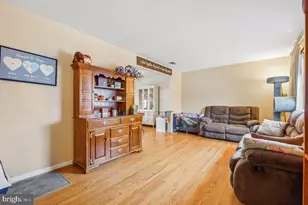 8013 Neighbors Ave, Baltimore, MD 21237 - Photo 4