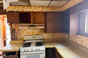 900 North Point Rd, Baltimore, MD 21224 - Photo 8