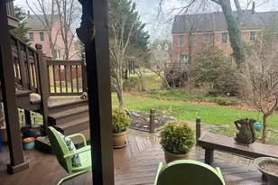 908 Walnut Wood Rd, Cockeysville, MD 21030 - Photo 2