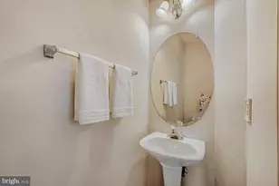 7 Chriswell Ct, Baltimore, MD 21237 - Photo 14