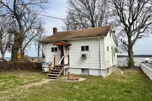 4327 Shore Rd, Baltimore, MD 21219 - Photo 2