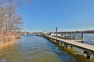 201 Mariners Point Dr, Middle River, MD 21220 - Photo 50