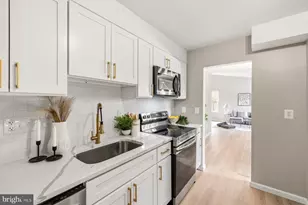 7213 Johnnycake Rd, Baltimore, MD 21228 - Photo 16