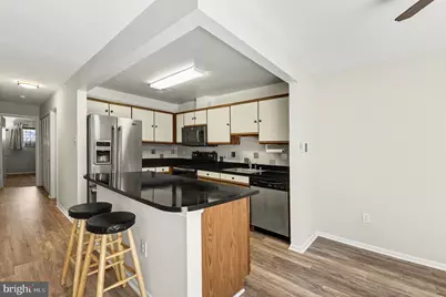 49 Ashlar Hill Court #49, Parkville, MD 21234 - Photo 4