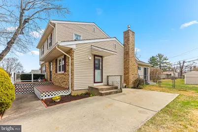 211 Bond Avenue, Reisterstown, MD 21136 - Photo 4