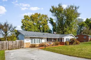 106 Gibbons Blvd, Cockeysville, MD 21030 - Photo 2