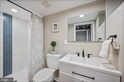 1727 Redwood Avenue, Baltimore, MD 21234 - Photo 22