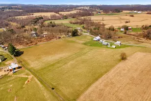 18723 Upper Beckleysville Rd, Hampstead, MD 21074 - Photo 2