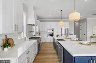 8823 Chesapeake Ave, Sparrows Point, MD 21219 - Photo 12