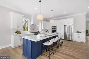 8823 Chesapeake Ave, Sparrows Point, MD 21219 - Photo 10