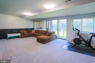 110 Old Crossing Dr, Baltimore, MD 21208 - Photo 30