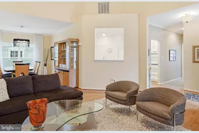 8941 Griffin #8941, Baltimore, MD 21208 - Photo 6