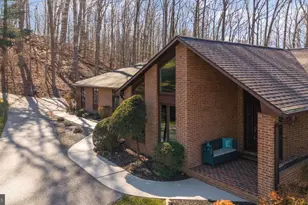 2104 Highland Ridge Dr, Phoenix, MD 21131 - Photo 4