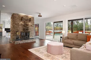 2307 Hidden Glen Dr, Owings Mills, MD 21117 - Photo 10