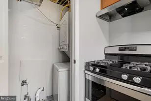 801 Seckel Ct, Halethorpe, MD 21227 - Photo 30