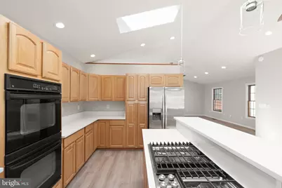 7512 Battle Grove Circle, Baltimore, MD 21222 - Photo 8