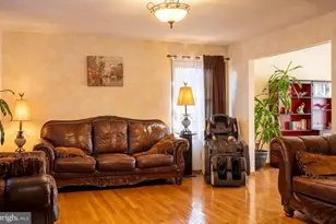 212 New Ave, Reisterstown, MD 21136 - Photo 2