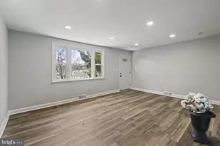 1911 Kernan Dr, Baltimore, MD 21207 - Photo 10