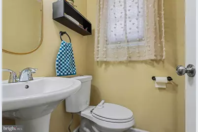 9120 Summer Park Drive, Parkville, MD 21234 - Photo 32