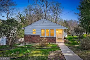 2926 Knoll Acres Dr, Baltimore, MD 21234 - Photo 2