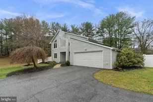 2 Dorset Hill Ct, Owings Mills, MD 21117 - Photo 2