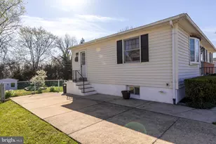 8809 Lakewood Rd, Baltimore, MD 21234 - Photo 36