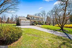 14305 Robcaste Rd, Phoenix, MD 21131 - Photo 2