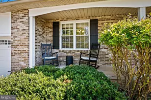 14305 Robcaste Rd, Phoenix, MD 21131 - Photo 4