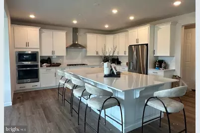 920 Honeyflower Drive, Reisterstown, MD 21136 - Photo 2