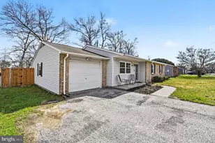 2417 Lodge Farm Rd, Sparrows Point, MD 21219 - Photo 4